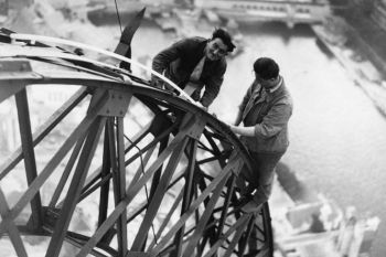 Trabajos de construcción de la torre Eiffel